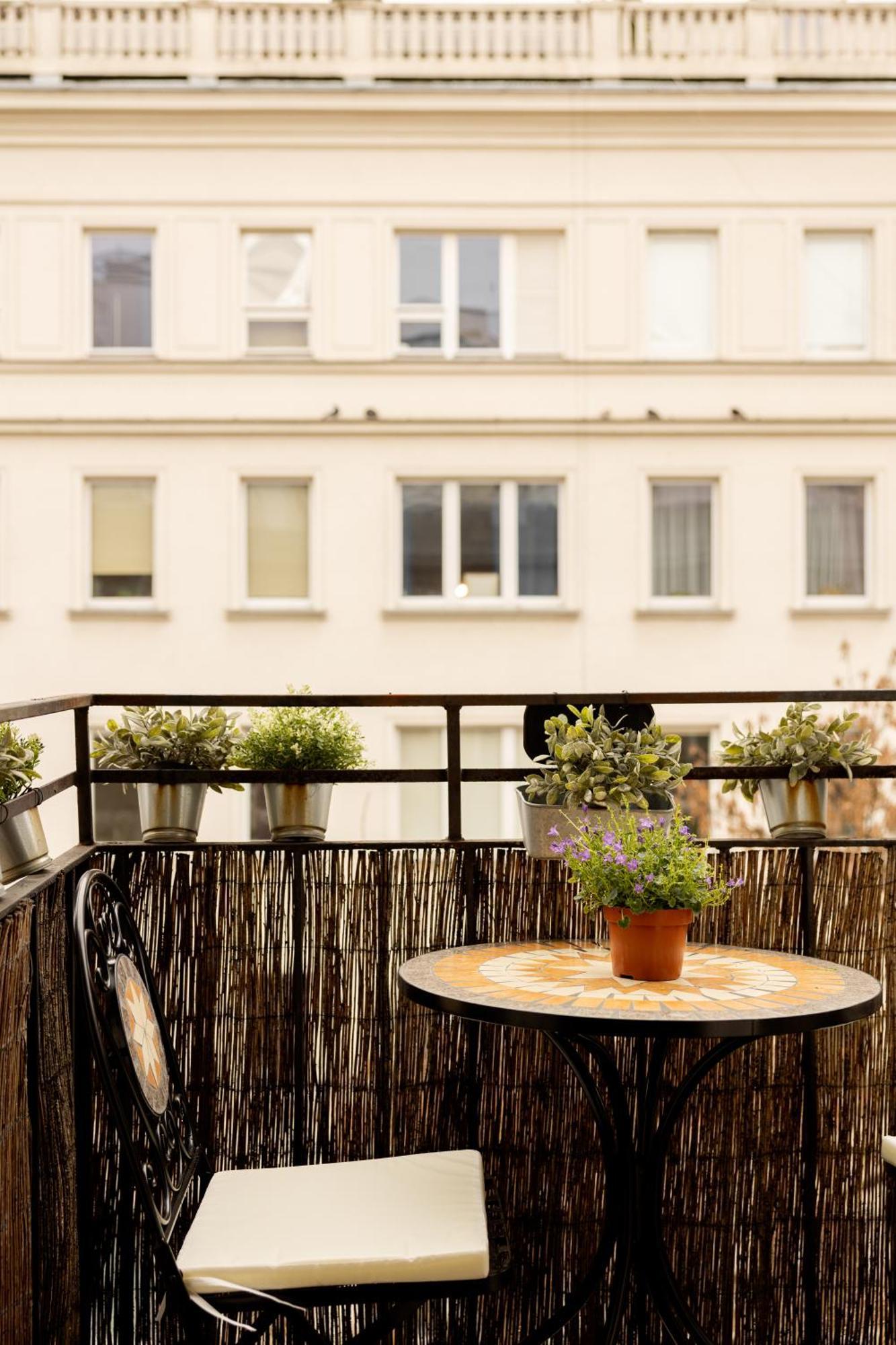 Relax Apartment Hoza / Poznanska Varşova Dış mekan fotoğraf